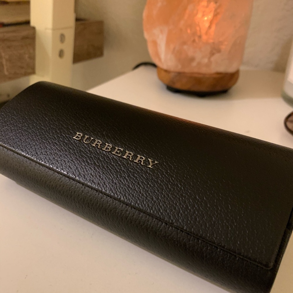 Burberry Sunglasses Case